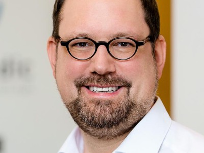 Dr. Marc Unkelbach